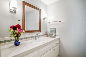 2545 Vía Campesina in Palos Verdes Estates, CA - Building Photo - Building Photo