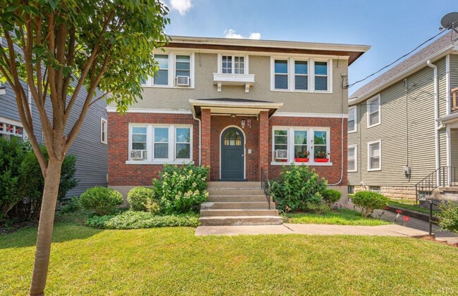 1535 Blair Ave, Unit 1 in Cincinnati, OH - Building Photo - Building Photo
