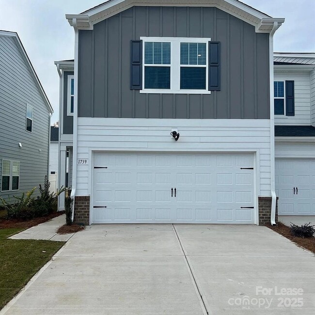 property at 1739 Braemar Vlg Dr