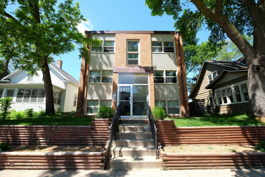 Bryant Avenue Apartments | 3432 in Minneapolis, MN - Building Photo