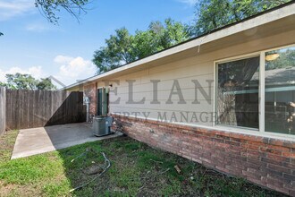 4240 Newell St in Wichita, KS - Building Photo - Building Photo