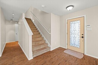 204 Lauren Loop in Leander, TX - Building Photo - Building Photo