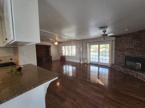 3416 Waldport Ln in Bakersfield, CA - Building Photo - Building Photo