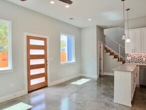 6204 Langham St in Austin, TX - Building Photo - Building Photo