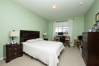 814 SW 143rd Ter, Unit 208 in Pembroke Pines, FL - Building Photo - Building Photo
