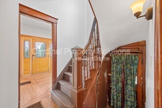 3158 Montana Ave in Cincinnati, OH - Building Photo - Building Photo