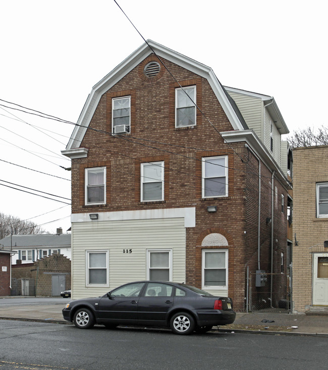 115 Remsen Ave in New Brunswick, NJ - Building Photo - Building Photo