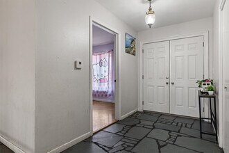 2002 S 17th St in Rogers, AR - Building Photo - Building Photo