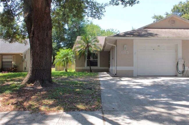 813 Sleepy Harbour Dr in Ocoee, FL - Building Photo - Building Photo