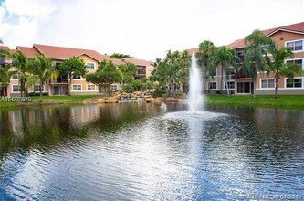 8931 Wiles Rd, Unit 4-102 in Coral Springs, FL - Building Photo - Building Photo