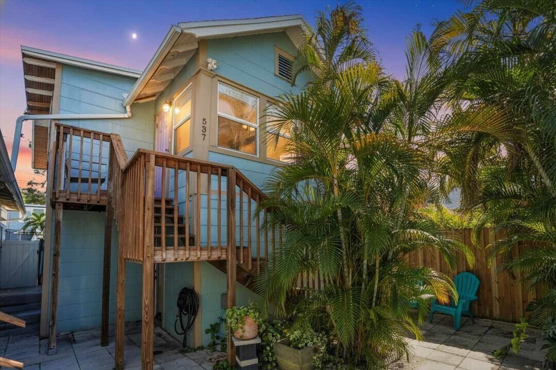 537 6th St N, Unit 537 6th St N in St. Petersburg, FL - Foto de edificio