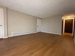 22819 15th Ave SE, Unit 3 in Bothell, WA - Building Photo - Building Photo