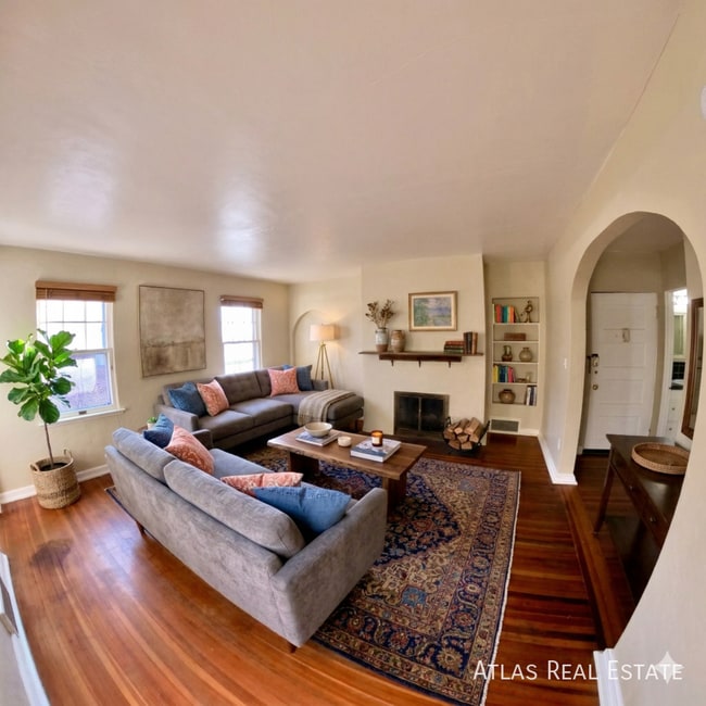 1516 N Cascade Ave