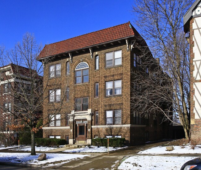 Boulevard in Cleveland Heights, OH - Foto de edificio - Building Photo