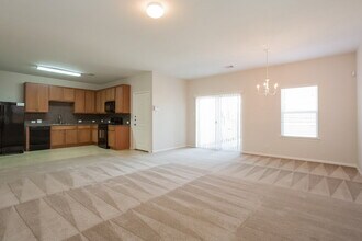 8119 Almera Falls Dr in Cypress, TX - Building Photo - Building Photo