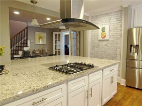 872 Hall St SW in Atlanta, GA - Building Photo - Building Photo