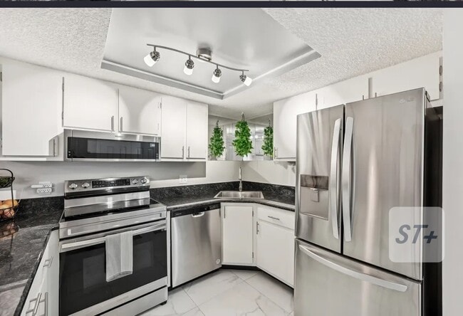 property at 1515 Forrest Nelson Blvd