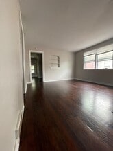 4962 W Medford Ave in Milwaukee, WI - Building Photo - Building Photo