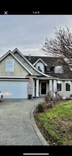 1482 161B St in Surrey, BC - Building Photo - Building Photo