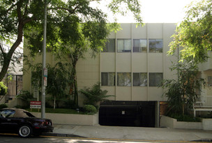 1220 N Formosa Ave Apartments