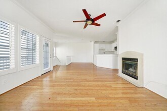 94 Anjou in Newport Beach, CA - Building Photo - Building Photo