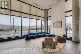 25 Wellington St S in Kitchener, ON - Building Photo - Building Photo