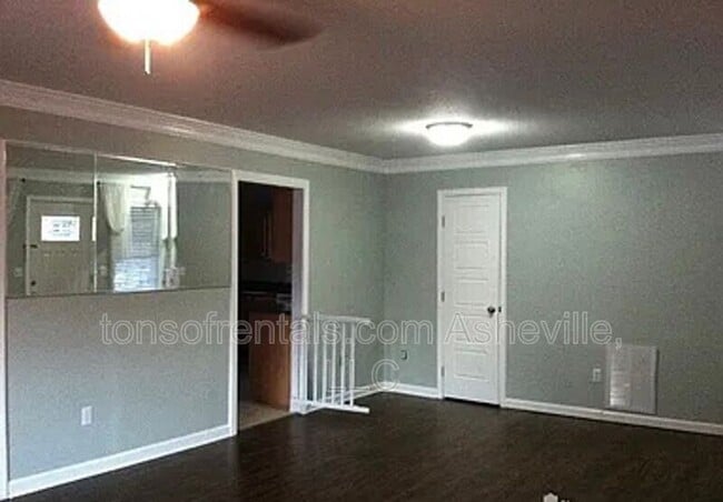 9 Aberdeen Dr in Arden, NC - Building Photo - Building Photo