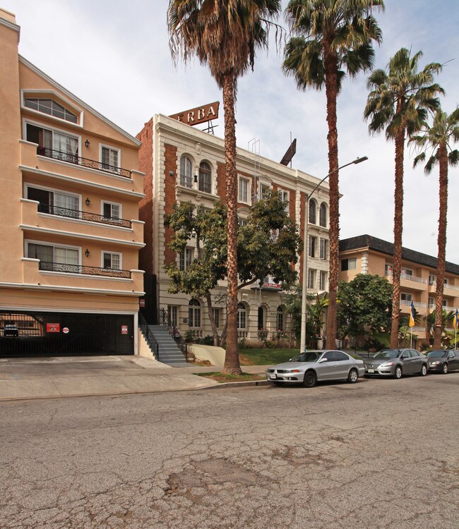 335 S Berendo St in Los Angeles, CA - Building Photo - Building Photo