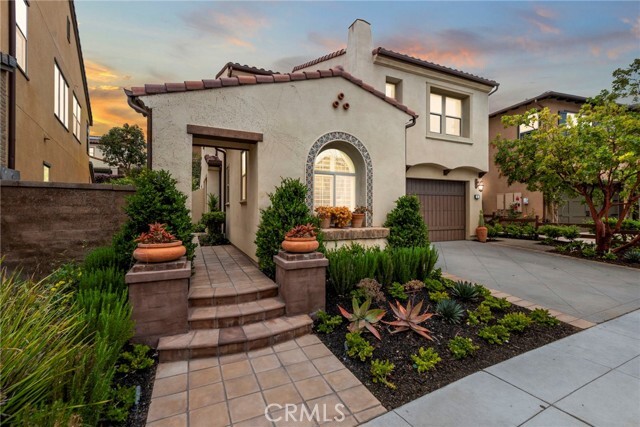 property at 5 Gamella