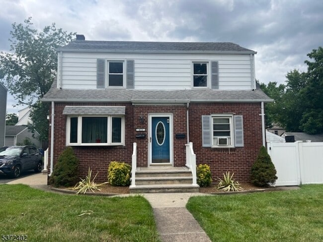property at 424 S Prospect Ave
