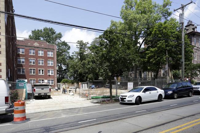 Penn Manor Apartments East in Philadelphia, PA - Building Photo - Building Photo