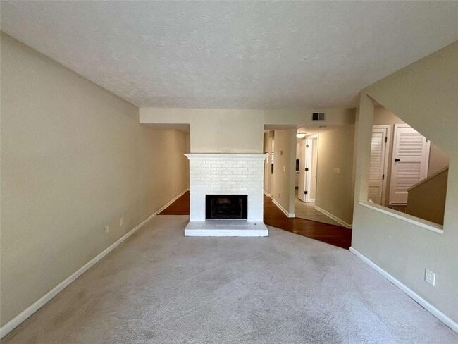 666 Stratford Green in Avondale Estates, GA - Building Photo - Building Photo