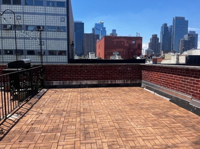 property at 443 W 50th St