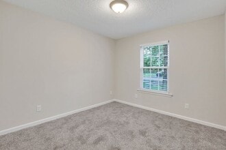 119 Villa Rd in Jesup, GA - Building Photo - Building Photo