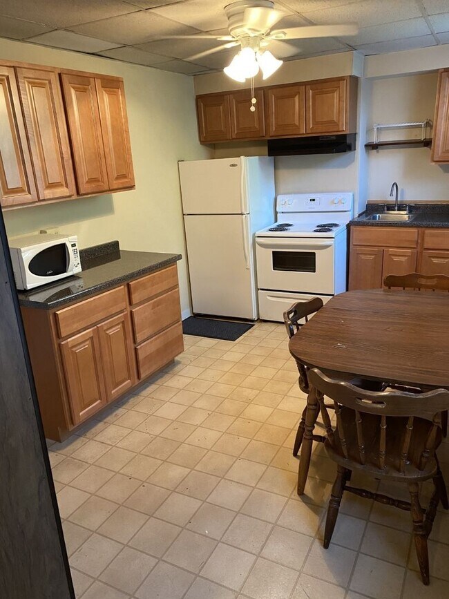 3445 Ward St-Unit -45-2R in Pittsburgh, PA - Building Photo - Building Photo