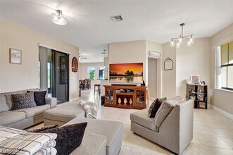 3806 35th St SW in Lehigh Acres, FL - Building Photo - Building Photo