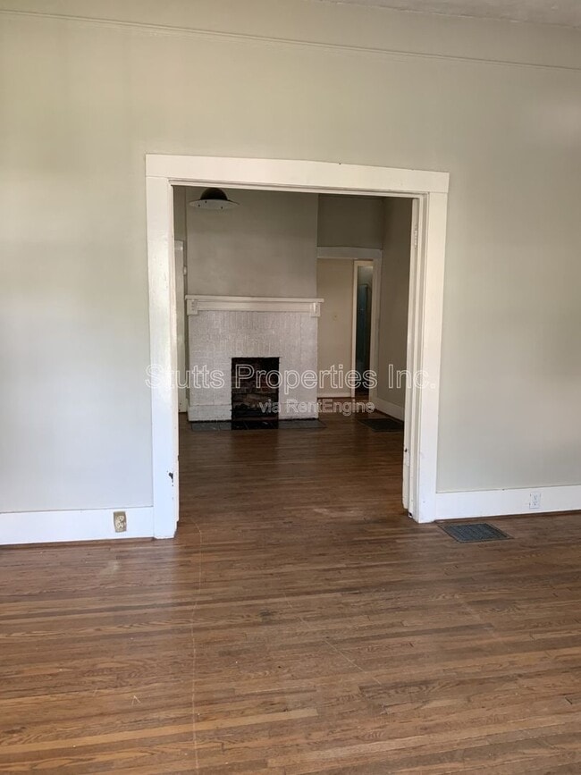 713 Meridian St in Florence, AL - Building Photo - Building Photo