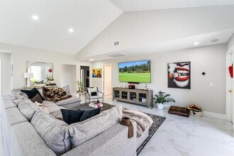 154 Coventry Pl in Palm Beach Gardens, FL - Building Photo - Building Photo