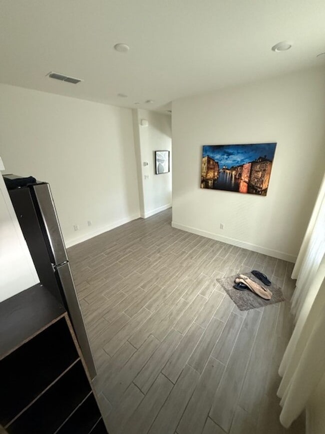 6041 Oberlander Dr in Roseville, CA - Building Photo - Building Photo