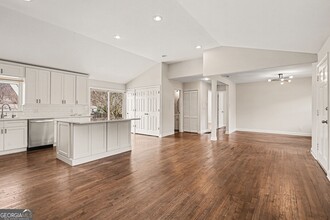 3087 Prestwick Pl in Smyrna, GA - Building Photo - Building Photo