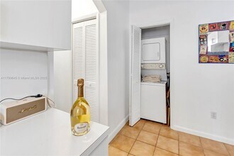 530 15th St in Miami Beach, FL - Building Photo - Building Photo