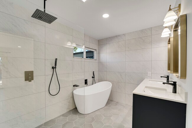 1502 Coolidge St in Fairfield, CA - Building Photo - Building Photo