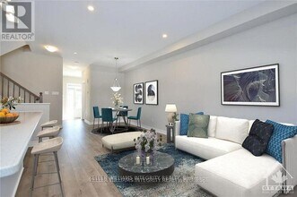 158 Bandelier Way in Ottawa, ON - Building Photo - Building Photo