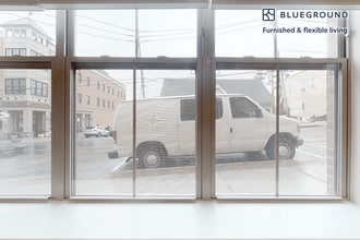 332 Halstead Ave in Harrison, NY - Building Photo - Building Photo