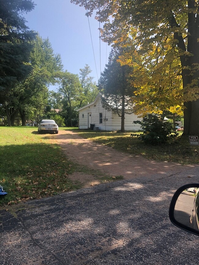 property at 574 Lincoln St