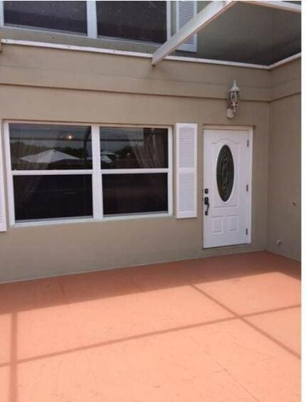 property at 2813 SW Lakemont Pl