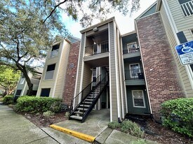 2203 Yankee Pl in Orlando, FL - Building Photo