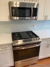 33 Chelsea St in Boston, MA - Building Photo - Building Photo