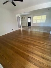 7911 Komalty Dr in Dallas, TX - Building Photo - Building Photo