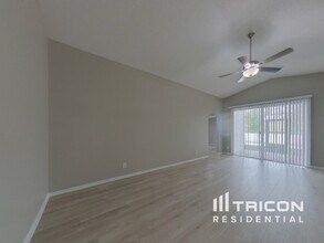 9444 Azalea Ridge Way in Gotha, FL - Building Photo - Building Photo